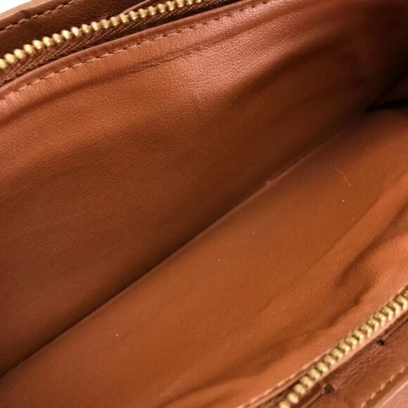 LOUIS VUITTON Mahina Clutch Amelia Bifold Long Wallet - Picture 3 of 10